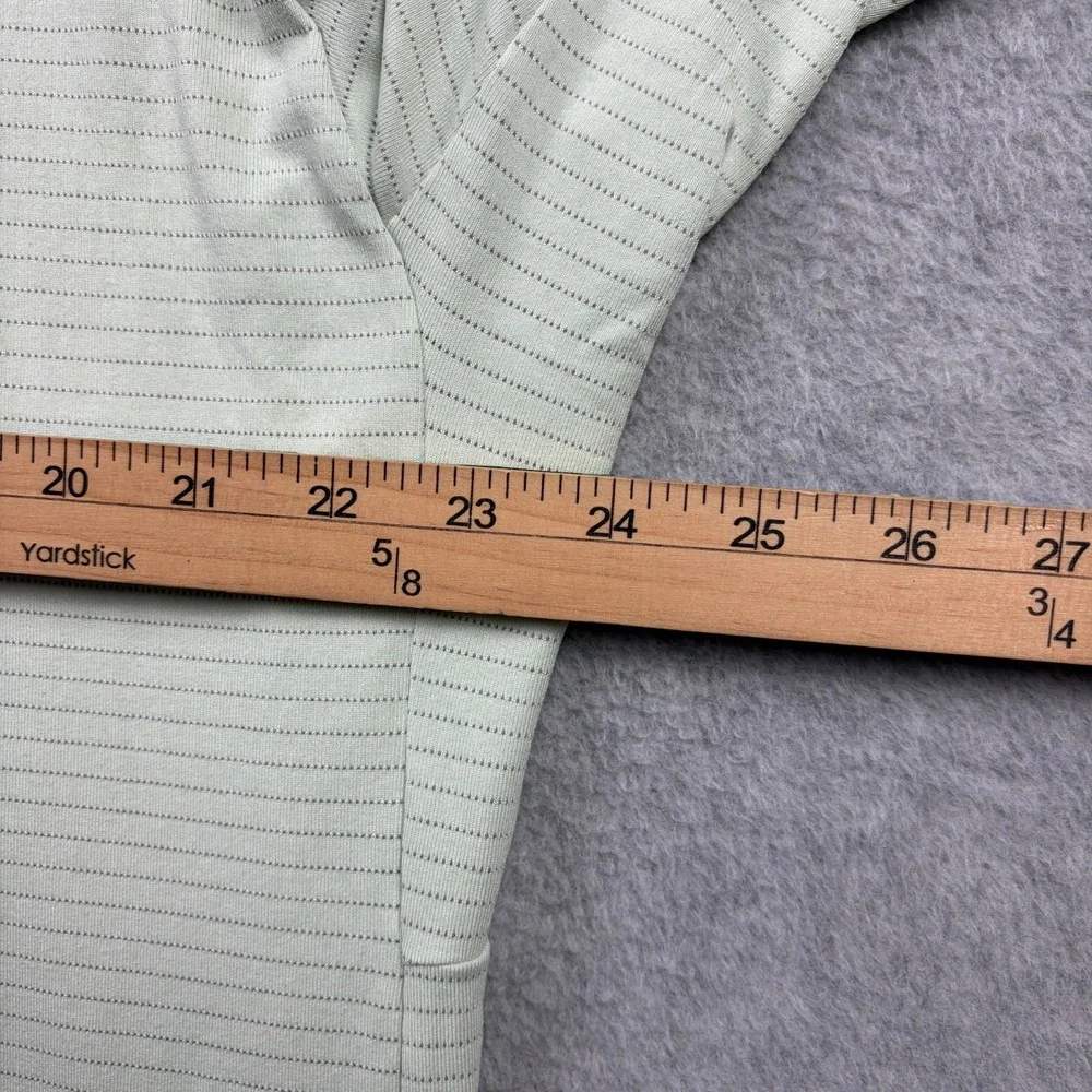 Lululemon Drysense Shirt Mens 2XL Light Green Short Sleeve Curve Hem Stretch Tee